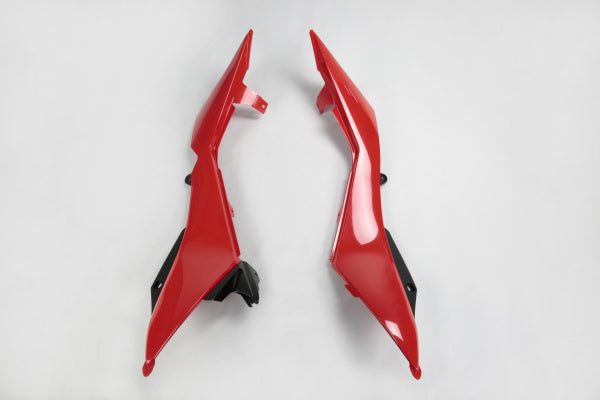 Husqvarna TE Side Panels - Red - HU03340#062